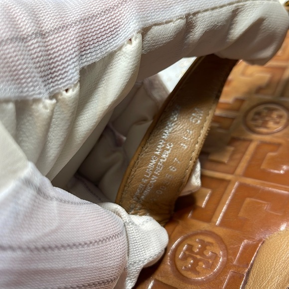 Tory Burch shoes Flip flops sandals Thora flats tan gold - Picture 5 of 14